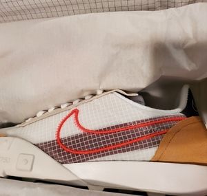 Nike Waffle Racer 2X Size 7.5